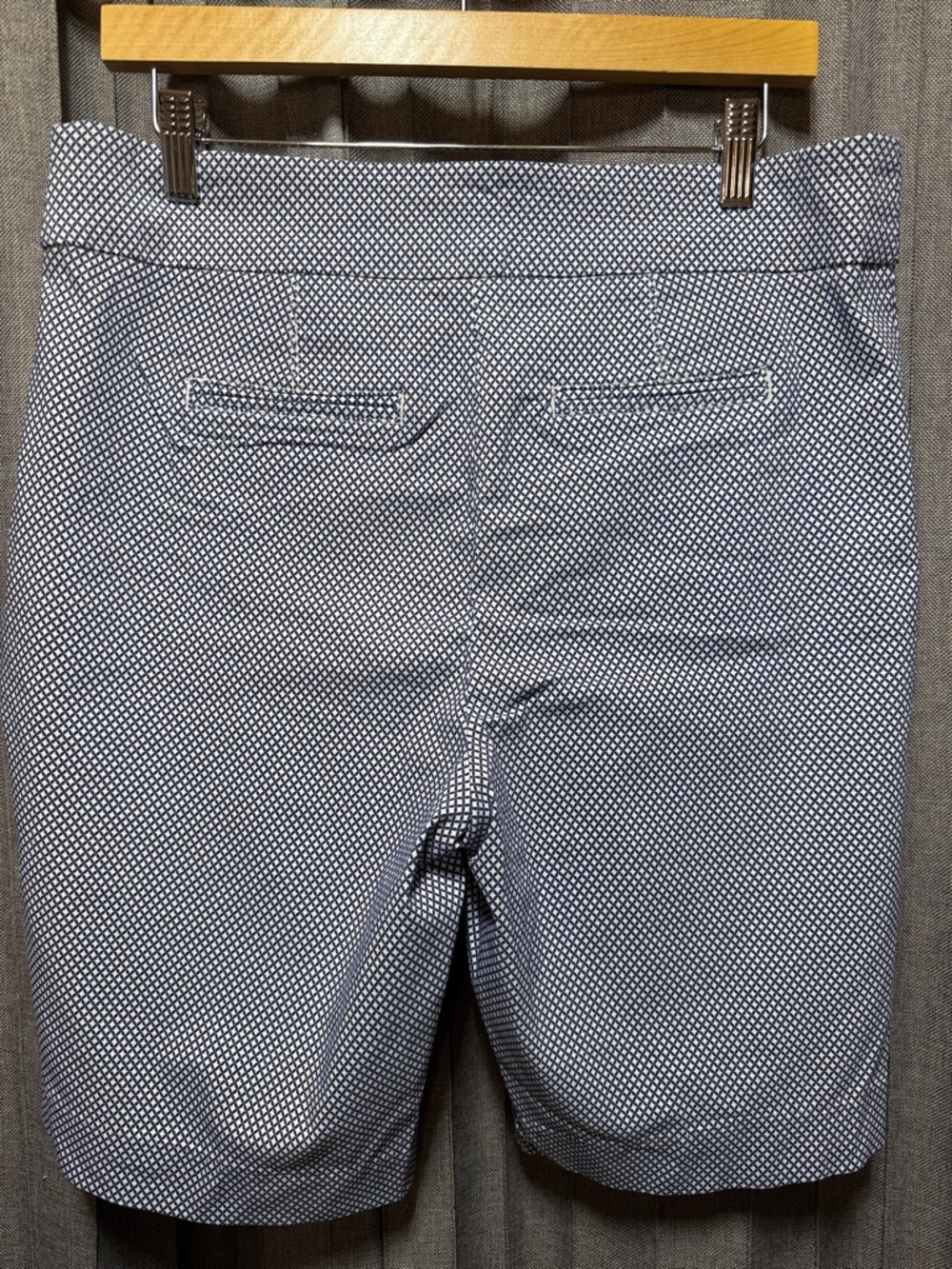 Navy Micro-Pattern Mid-Rise Bermuda Shorts - Picture 6 of 8